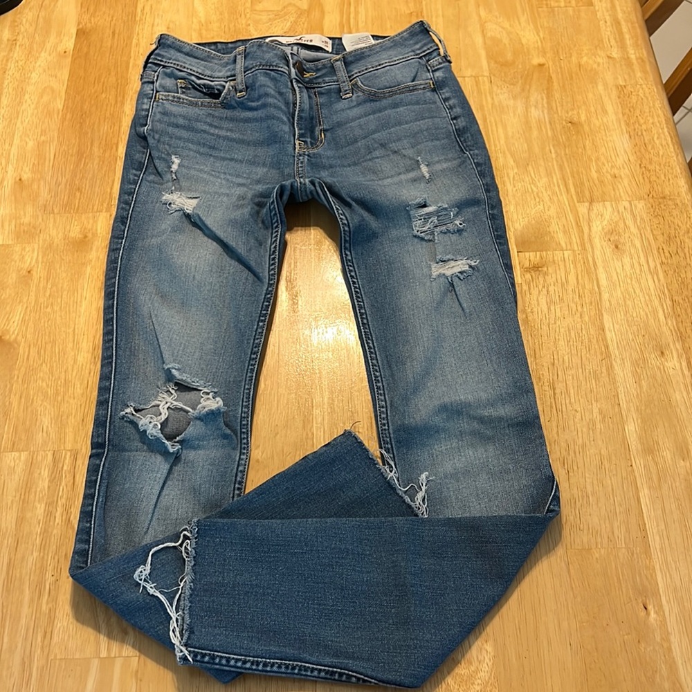 Hollister distress Jean